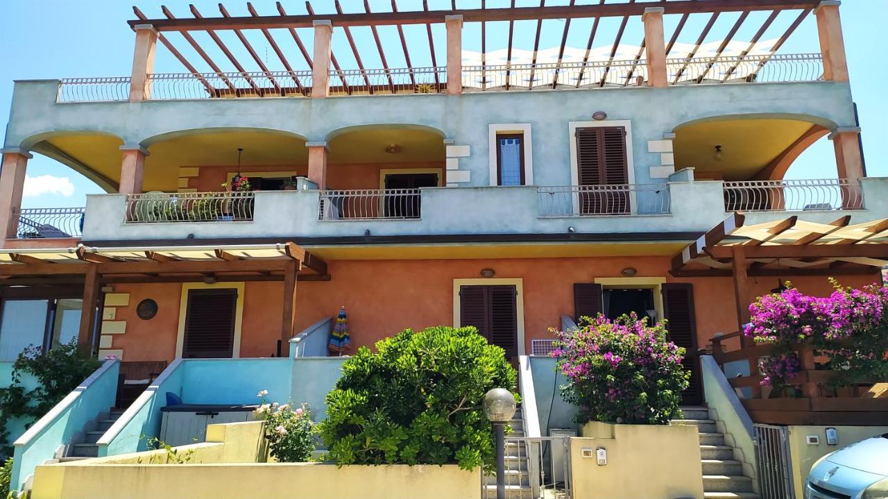 Blulatte Apartment Valledoria  Bagian luar foto